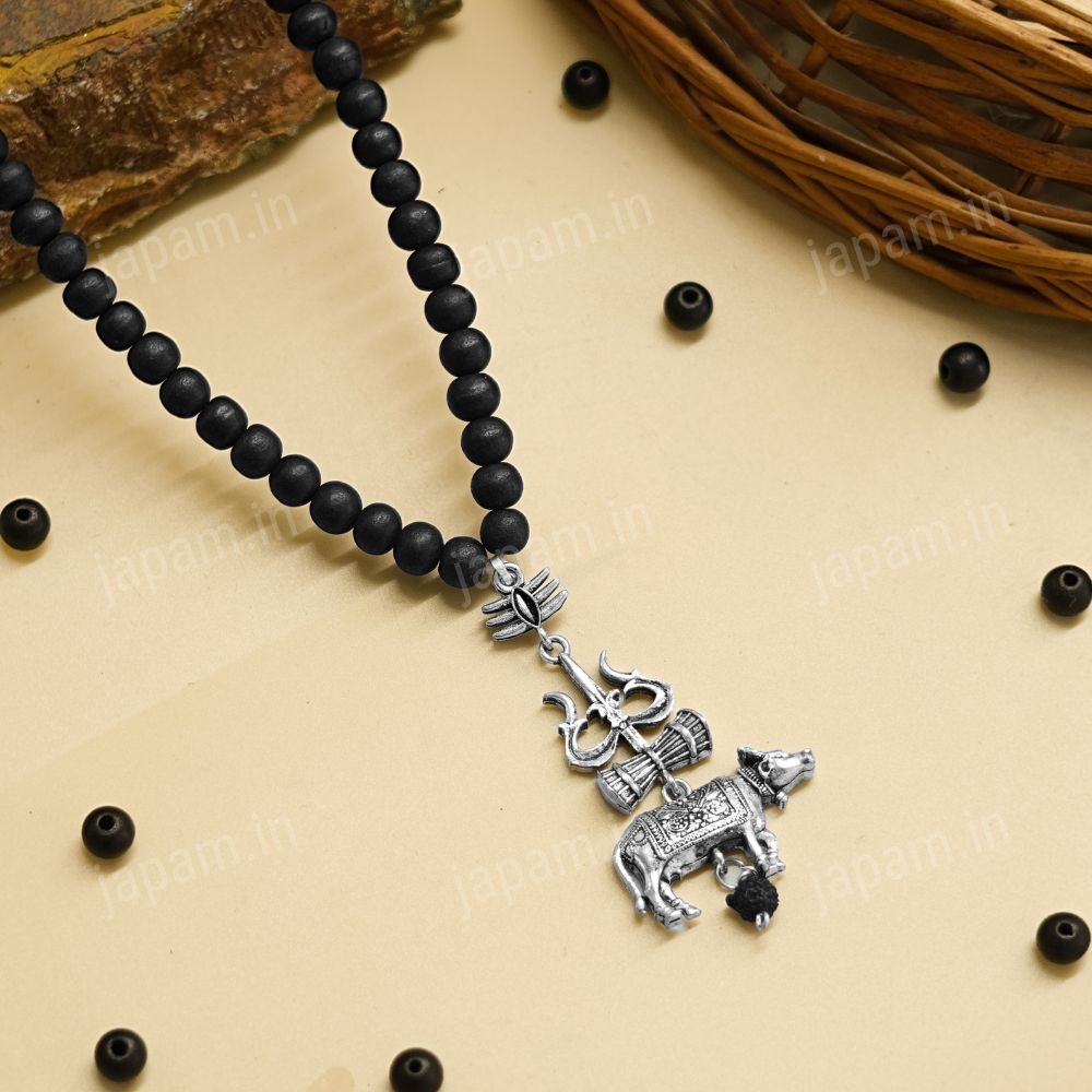 Karungali Mala with Trishool Nandi Pendant